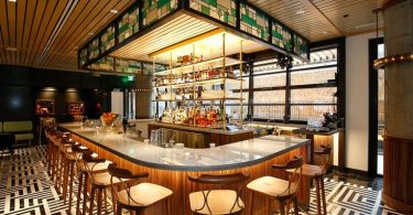 bar